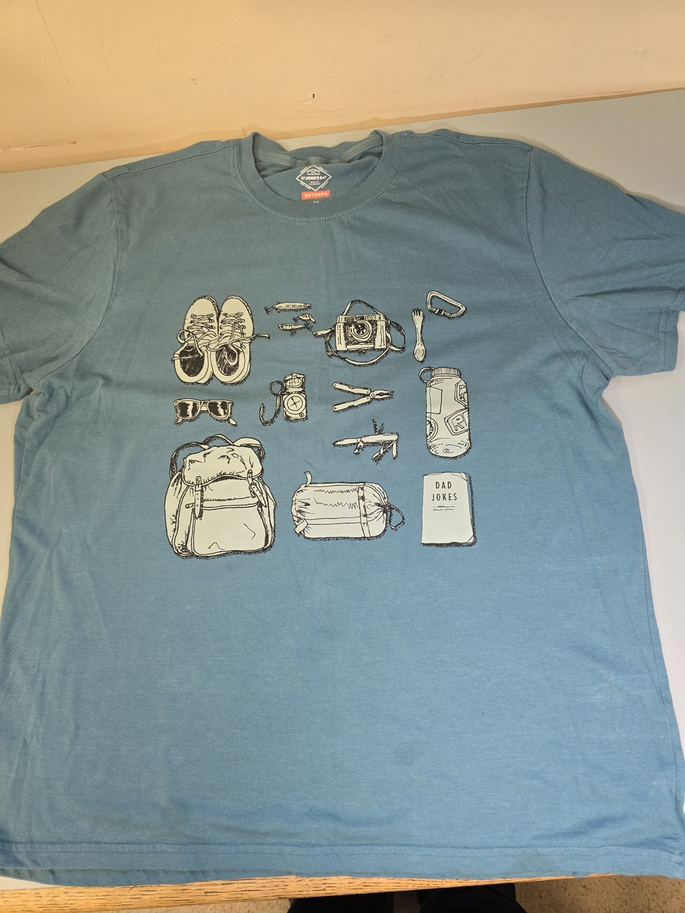 St John’s Bay Outdoor Men’s XL Camping Hiking Graphic T-Shirt
